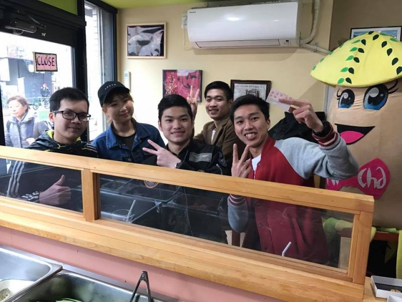 khách đến quán 60% là người Việt Nam